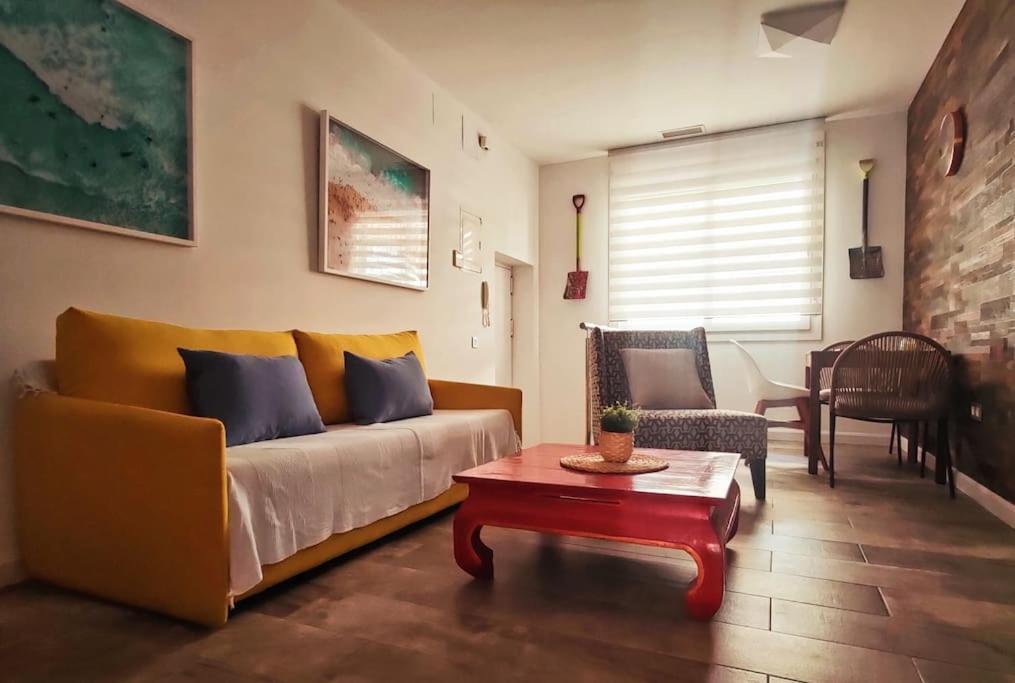 Jos'S House. Thai Loft 50Mt To La Carihuela Beach Torremolinos Exterior photo